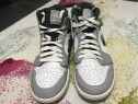 Air Jordan 1 mid, smoke grey