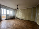 Apartament cu 3 camere, decomandat, centrala proprie,Spit...
