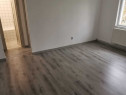 Apartament de 3 camere ( Renovat )-Grivitei