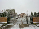 EXCLUSIVITATE Casă modernă cu teren generos, aproape de p?