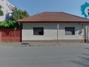 Casa cu 5 camere, compusa din 4 corpuri, in Vlaicu