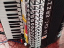 Acordeon hohner vox4