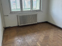 Vand apartament cu 3 camere