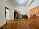 Apartament deosebit in cladire istorica, zona Piata Roman...