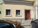 Casa 2 camere ,deschidere stradala , potential comercial ult