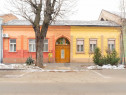 Apartament la casă, ultracentral&ndash; intimitate, curte pr...
