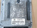 Calculator motor VW T5 2.5 TDI AXD 070906016AJ