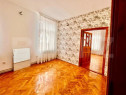 Investiție! Apartament 4 camere, 2 băi, 2 parcări, 2 beci