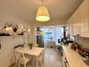 Apartament 3 camere foarte luminos si spatios bloc 2012