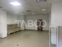 Spatiu comercial de inchiriat 90 mpu curte 35 mp in Poplaca
