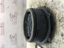 Boxa stanga spate Audi Q5 2011