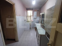 Apartament de vanzare, cu 3 camere, etaj 2, zona Aleea Smard