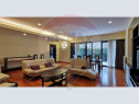 INCHIRIERE Apartament cu 3 camere + curte in zona Primaverii