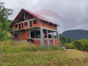 Casă de vacanta cu 6 camere de vanzare Suncuius