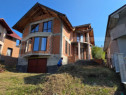 Teren 10 ari cu casă la roșu 240 mp cu plus garaj–Valea