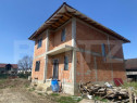 Casa la rosu de vanzare, cu 5 camere, 168 mp, Bistrita