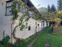 Casa de vanzare cu 2 apartamente separate si teren 500 mp Ci
