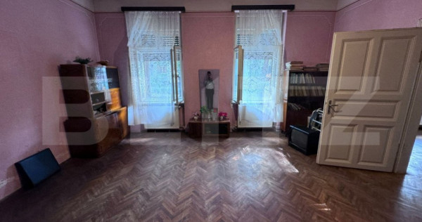 Casă 3 camere, 120 mp utili, curte individuala, zona budai