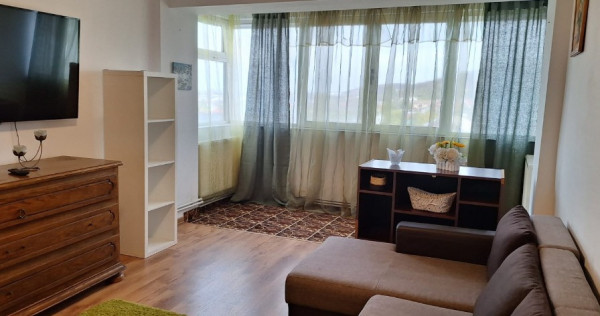 Apartament 3 camere - orasul de jos
