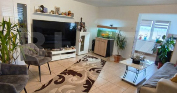 Casa de vanzare, cu 3 camere, 217 mp, la 10 km de bistrita