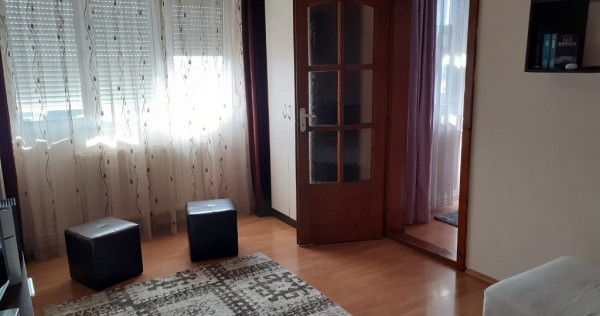 Apartament cu 2 camere de vanzare [proprietar]