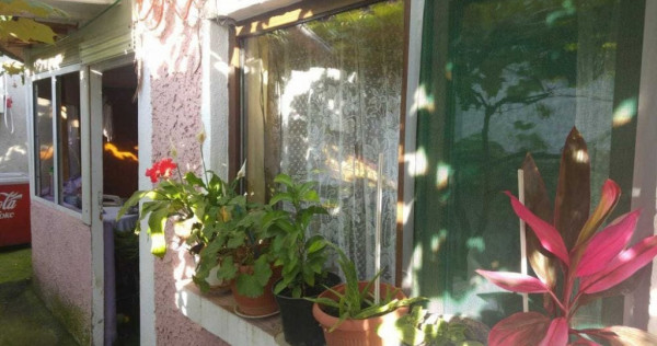 Vanzare casa zona piata progresul
