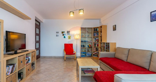 Apartament spatios in zona centrala otopeni