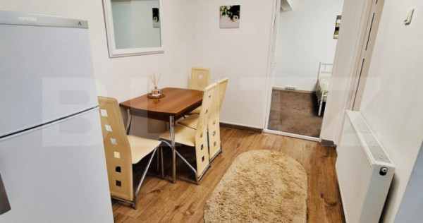 Apartament de vanzare, cu 1 cameră, zona 7 noiembrie