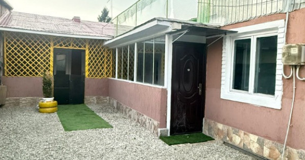 Casă individuală cu garaj și curte – sector 5