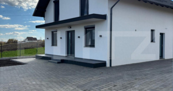 Casa cu 3 camere ,116 mp,loc. moara