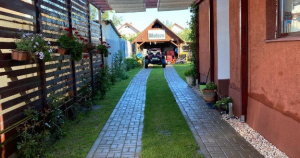 Casă modernă complet utilată și mobilata