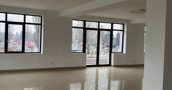 Inchiriez spatiu comercial 200mp turnu magurele