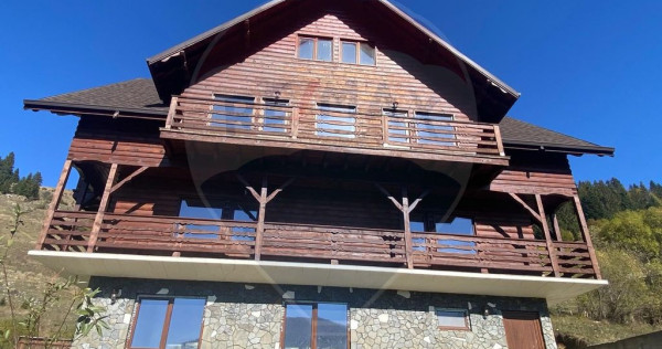 De vanzare pensiune 8 camere in inima muntilor carpati !