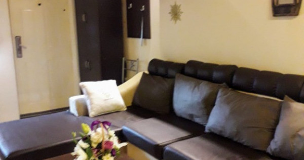 De închiriat studio