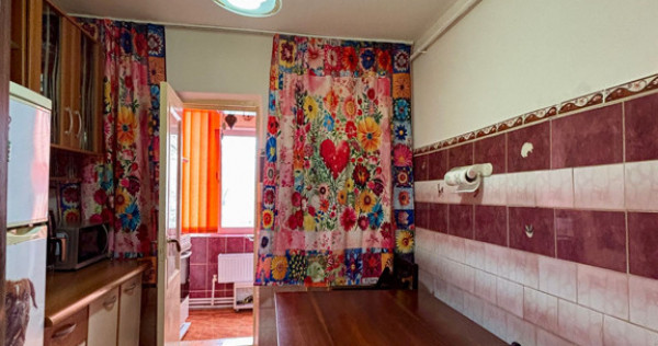 Apartament decomandat cu două camere