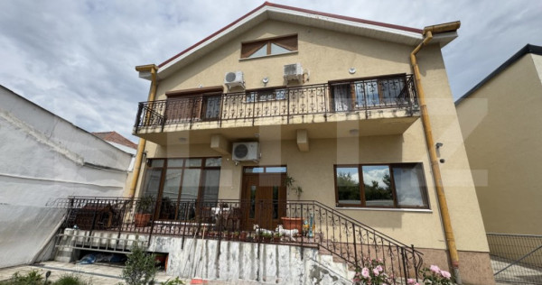 Casa de inchiriat, cu 12 camere, zona puskin