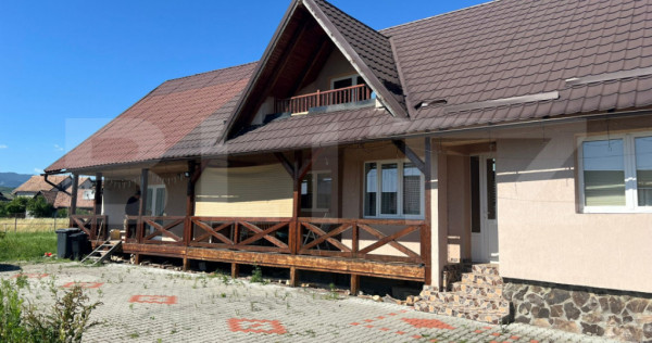 Casă 309 mp, teren 1083 mp, rușii-munți