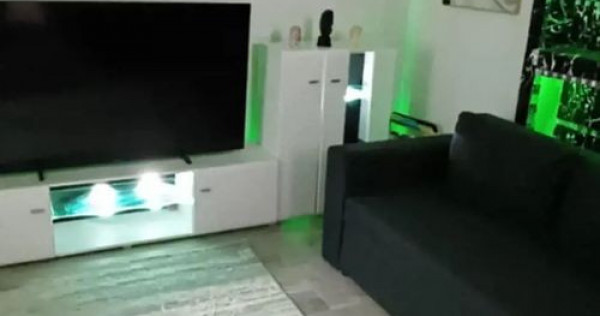 Apartament cu 2 camere la curte, mobilat si renovat recen...