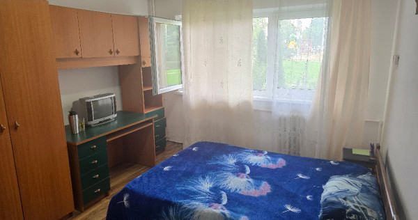 Vand garsoniera in deva, zona eminescu (micro 15), parter, mobilata