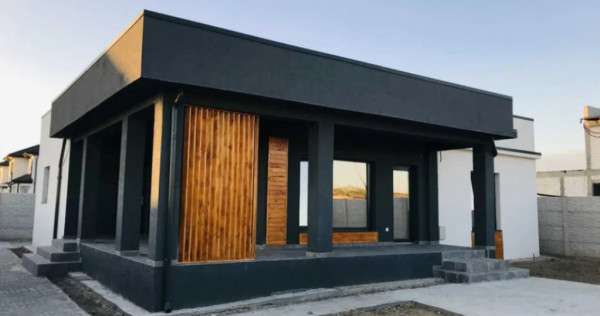 Casa moderna, parter, 127mp, teren 570 mp, malu mare