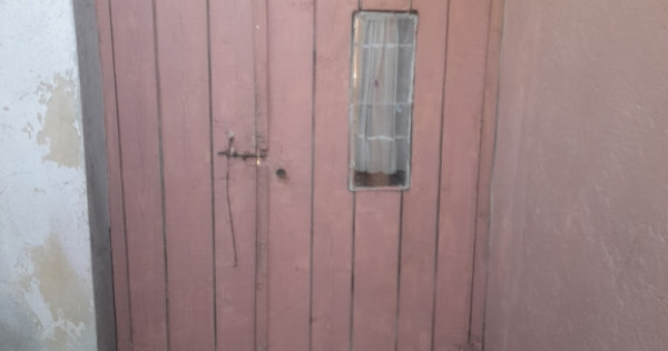 Casa de vanzare pe primaverii sau schimb cu casa la tara