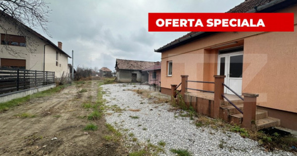Casa cu 4 camere, 1 bucătărie, 1baie, pivniță, living 20
