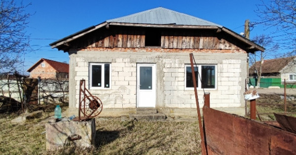 Casă la roșu 1 cameră