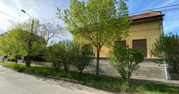 Proprietar,vand casa+teren 770mp deschidere la strada 25m str.lorena n