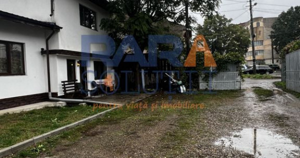 Garsonieră la curte - ultracentral