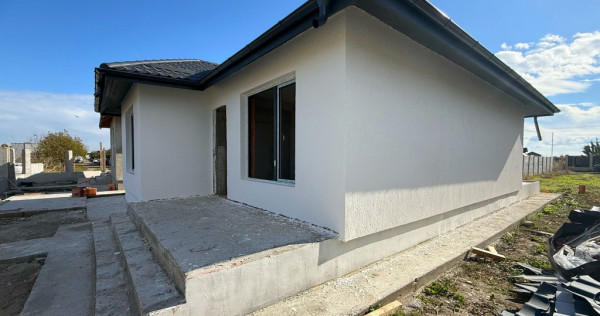 Casa individuala / 3 camere / 1 baie / teren 282 mp