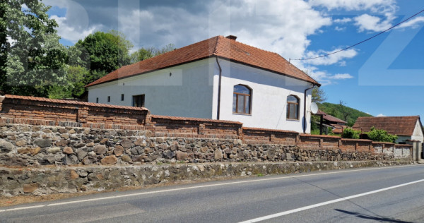 Casă de familie | 175 mp + curte 3166 mp | tătărăști, b