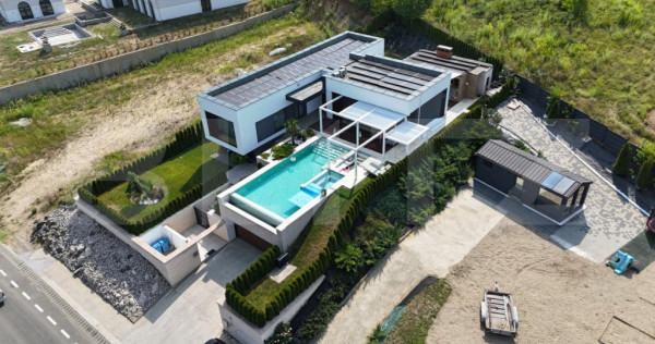 Casă superbă cu piscină, jacuzi, garaj dublu, blaj