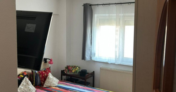 Vând apartament 3 cam sau schimb cu garsoniera/ ap 2 cam nedec + difer