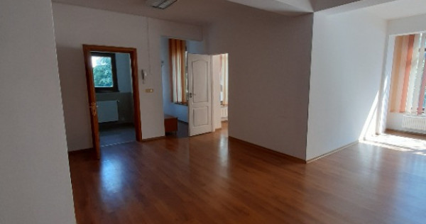 Spatiu ultracentral.